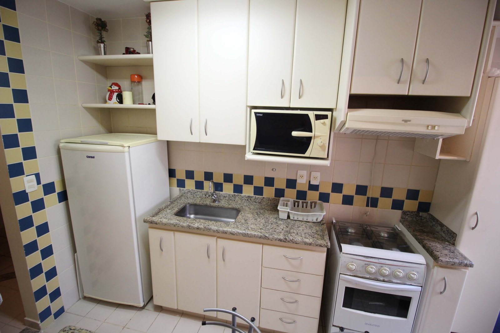 Foto /fotos/cr/imoveis/043-B0102/fotos/043-B0102 (1).JPG